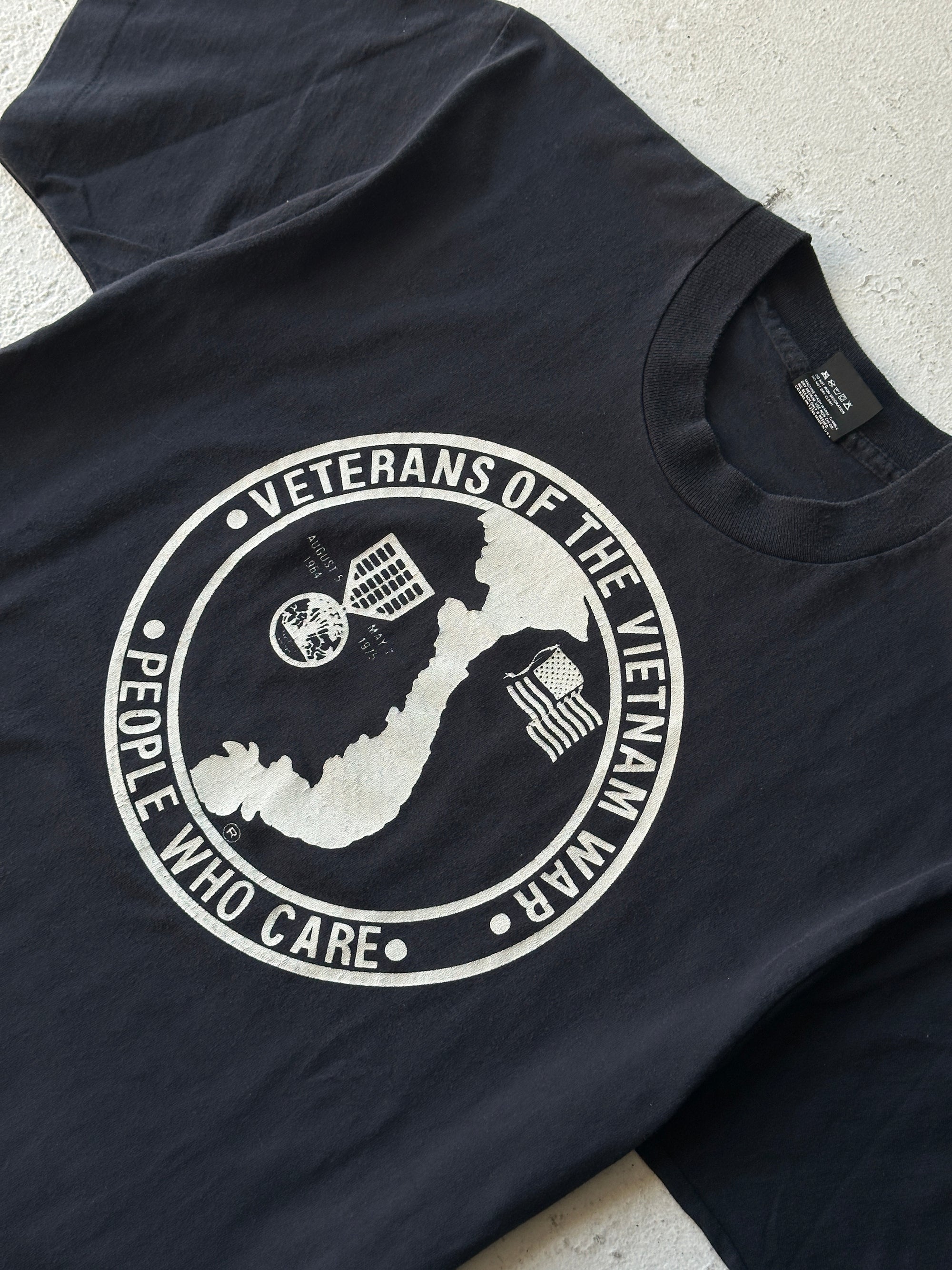 1990s Vietnam Veterans Tee