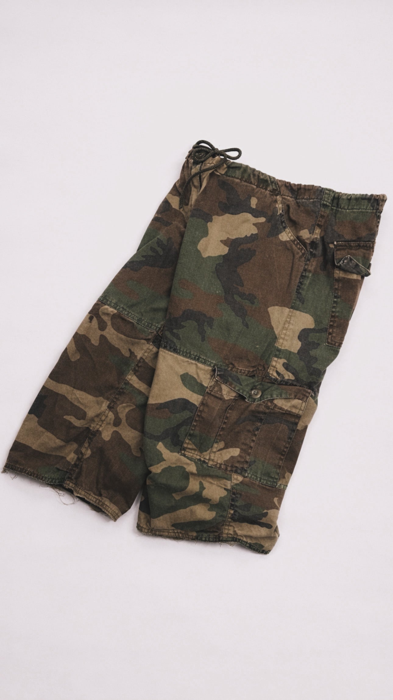 1990s Camo Capris