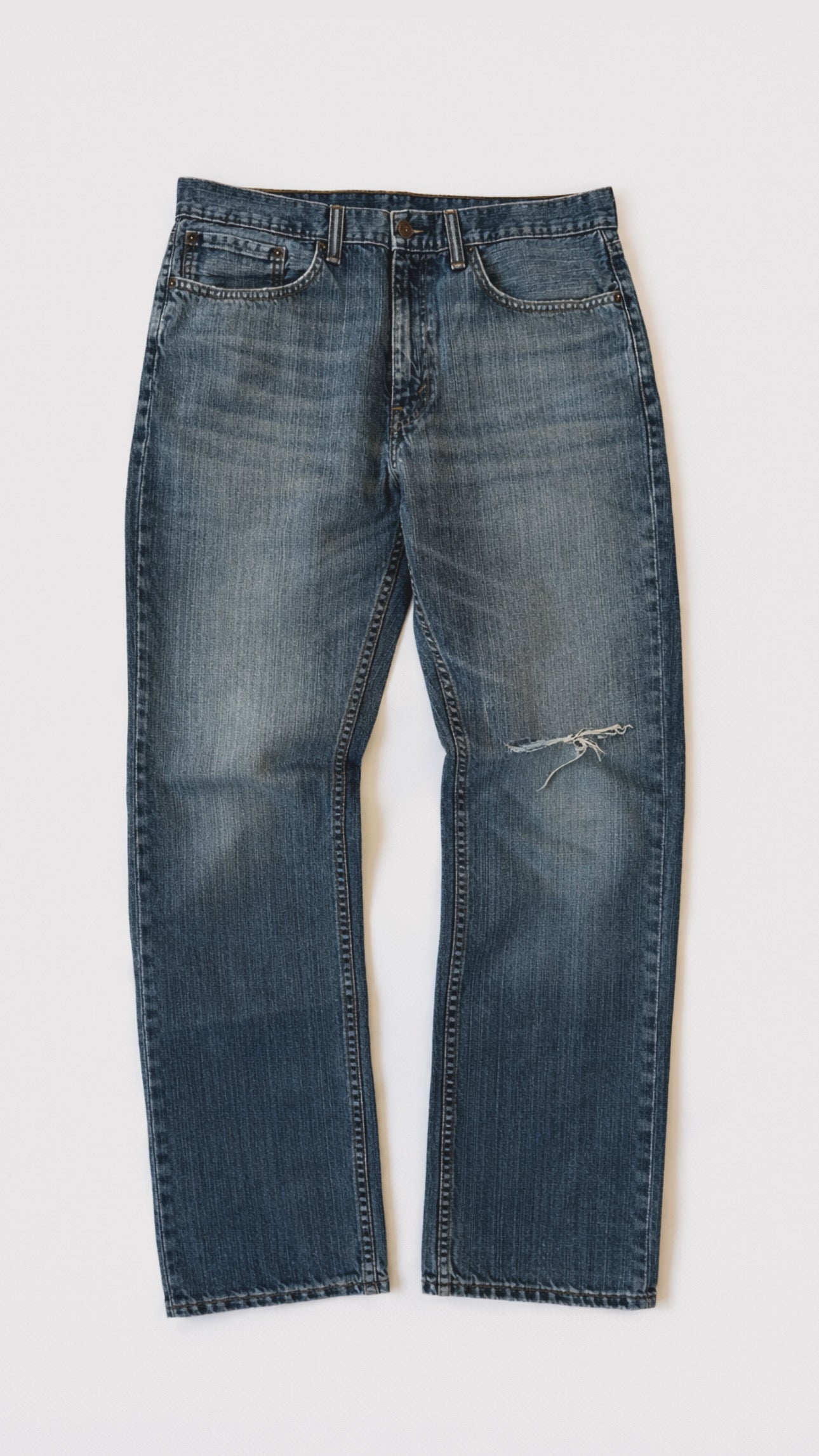 2000s Levi’s 559 Bootcut Jeans