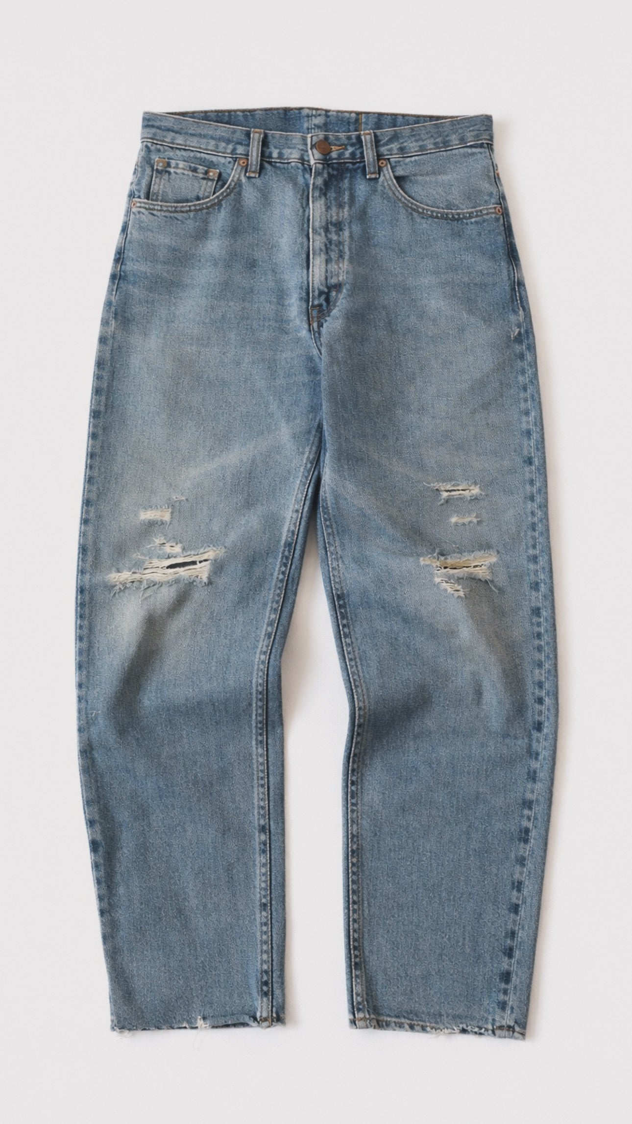 1990s Levi’s 560 Baggy Fit Distressed Jeans