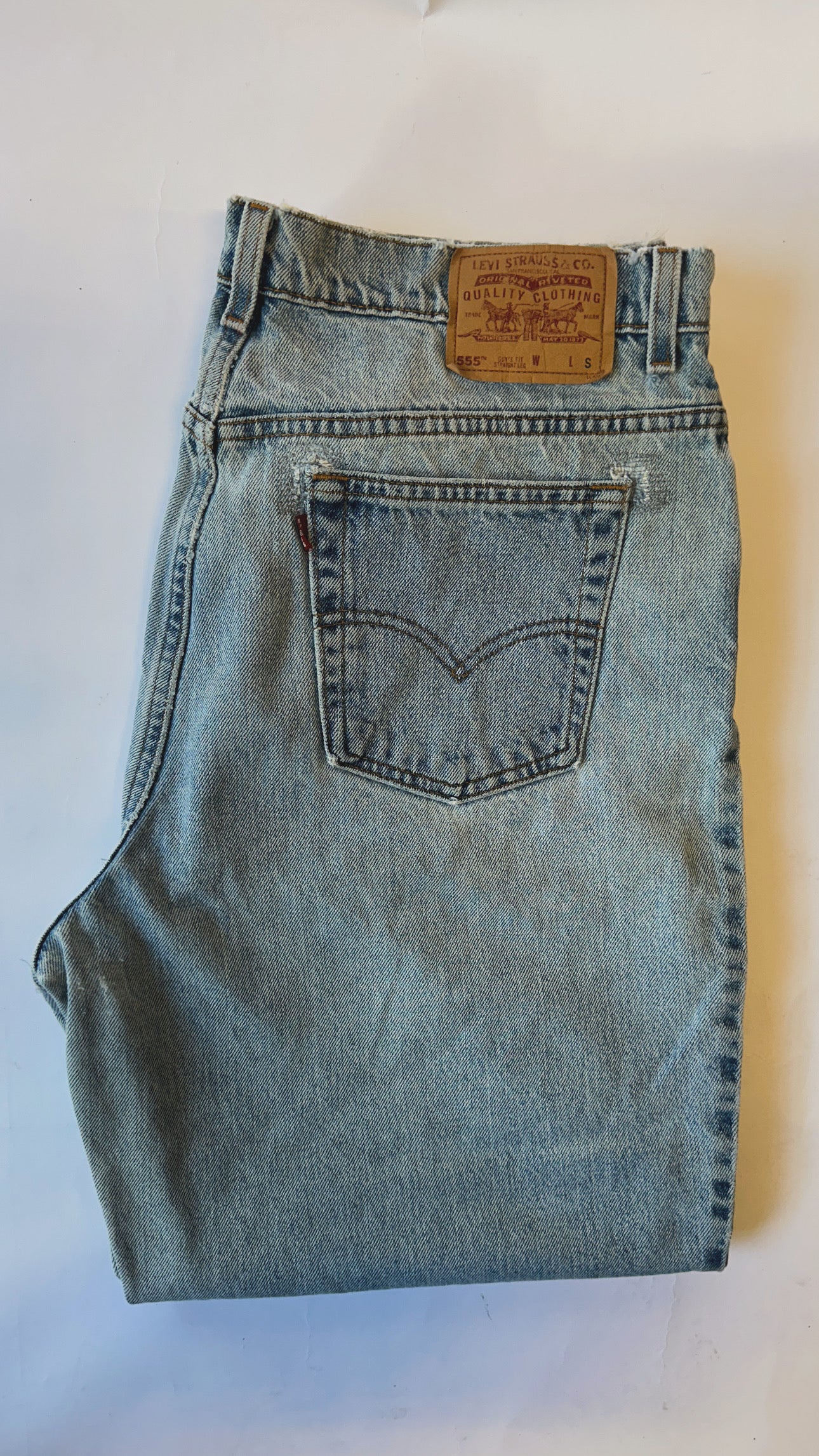 1990s Levi’s Baggy Jeans